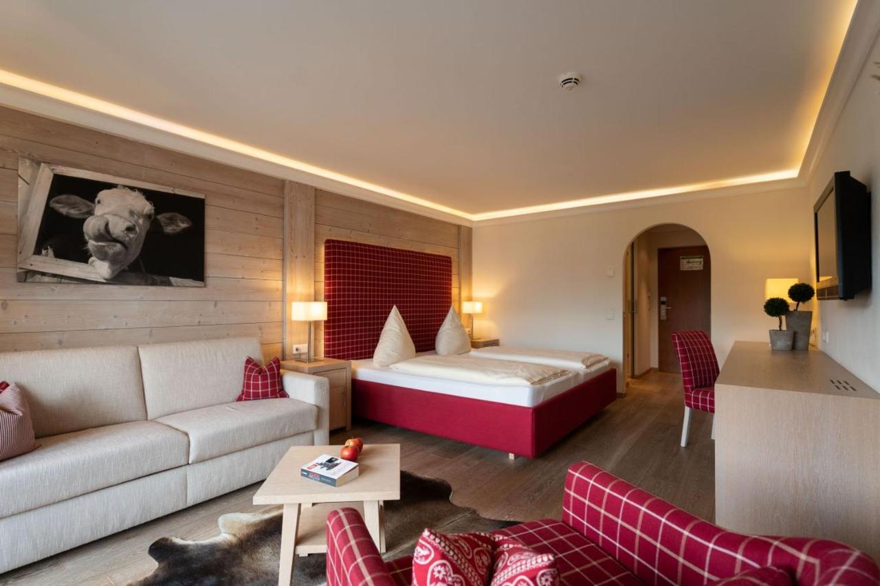 Hotel Gasthof Alte Post Holzkirchen 홀츠키르첸 외부 사진