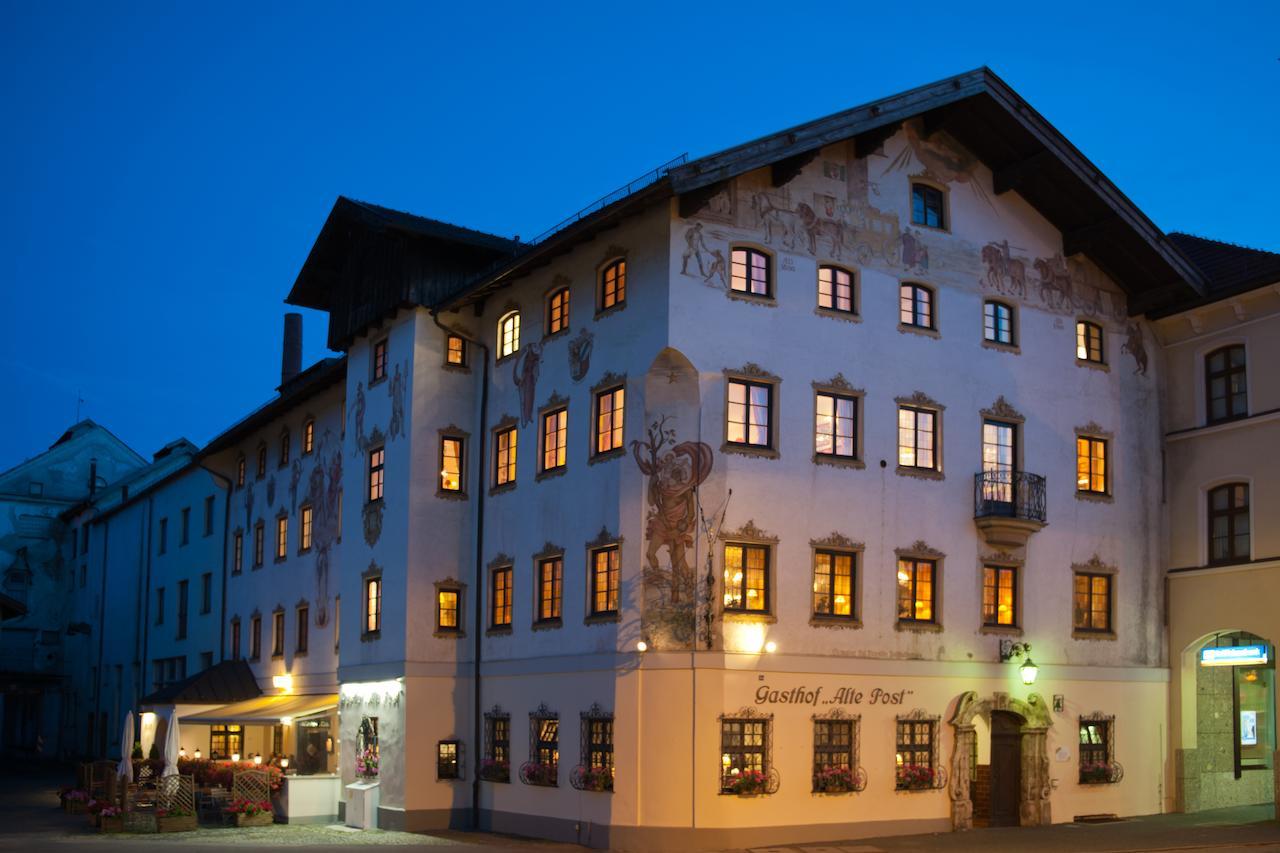 Hotel Gasthof Alte Post Holzkirchen 홀츠키르첸 외부 사진