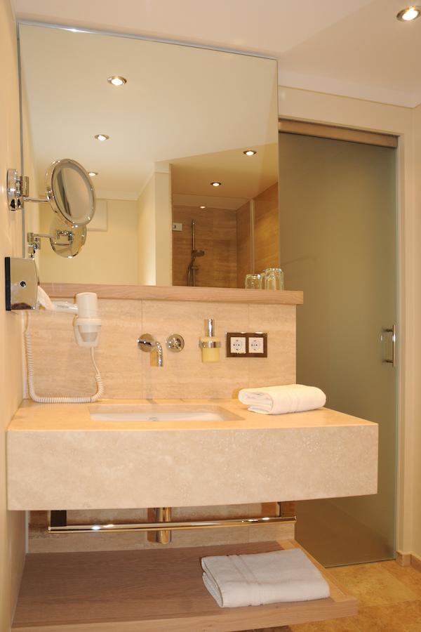 Hotel Gasthof Alte Post Holzkirchen 홀츠키르첸 외부 사진
