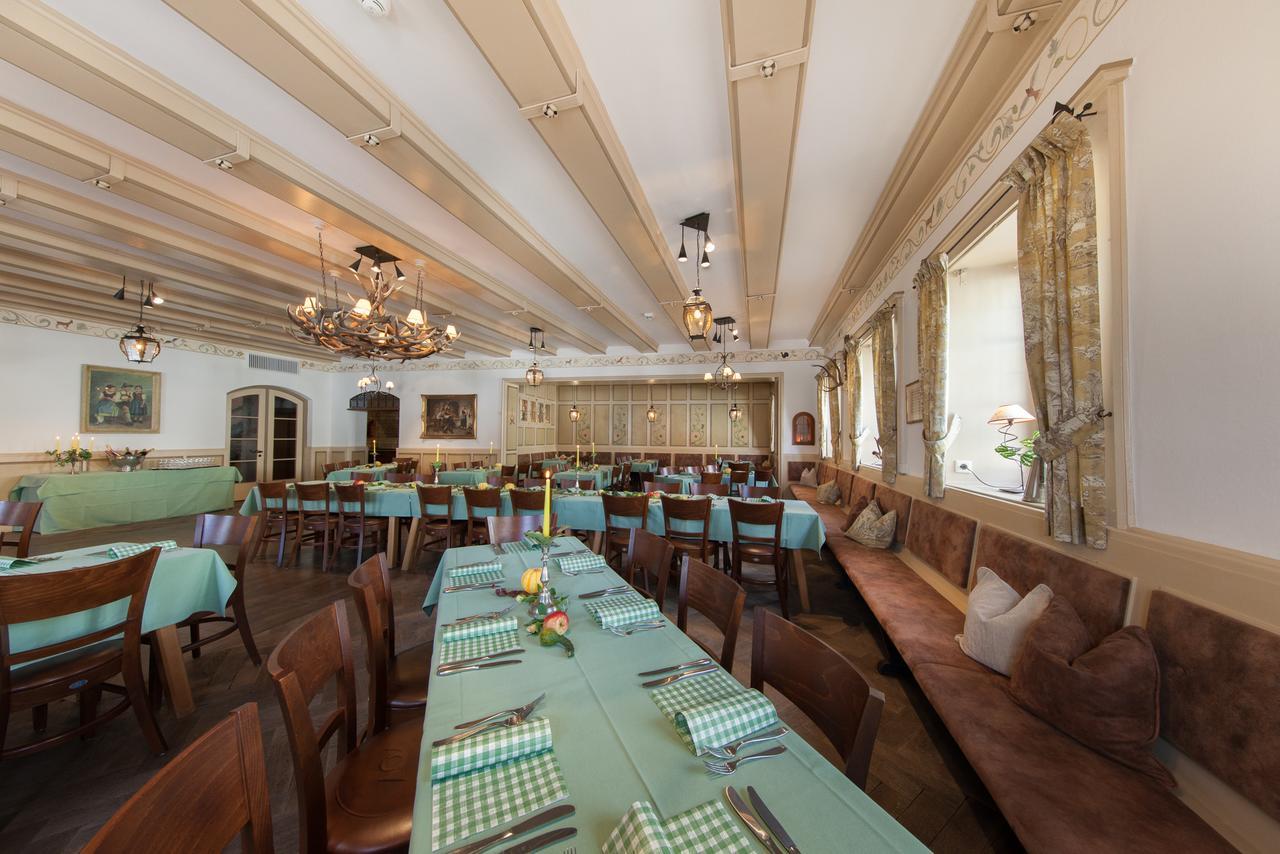 Hotel Gasthof Alte Post Holzkirchen 홀츠키르첸 외부 사진