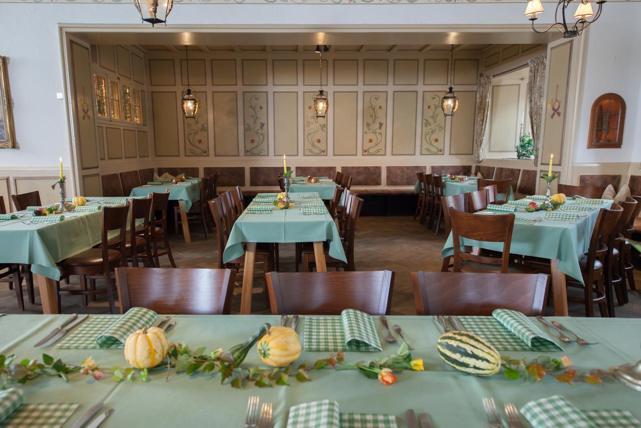 Hotel Gasthof Alte Post Holzkirchen 홀츠키르첸 외부 사진