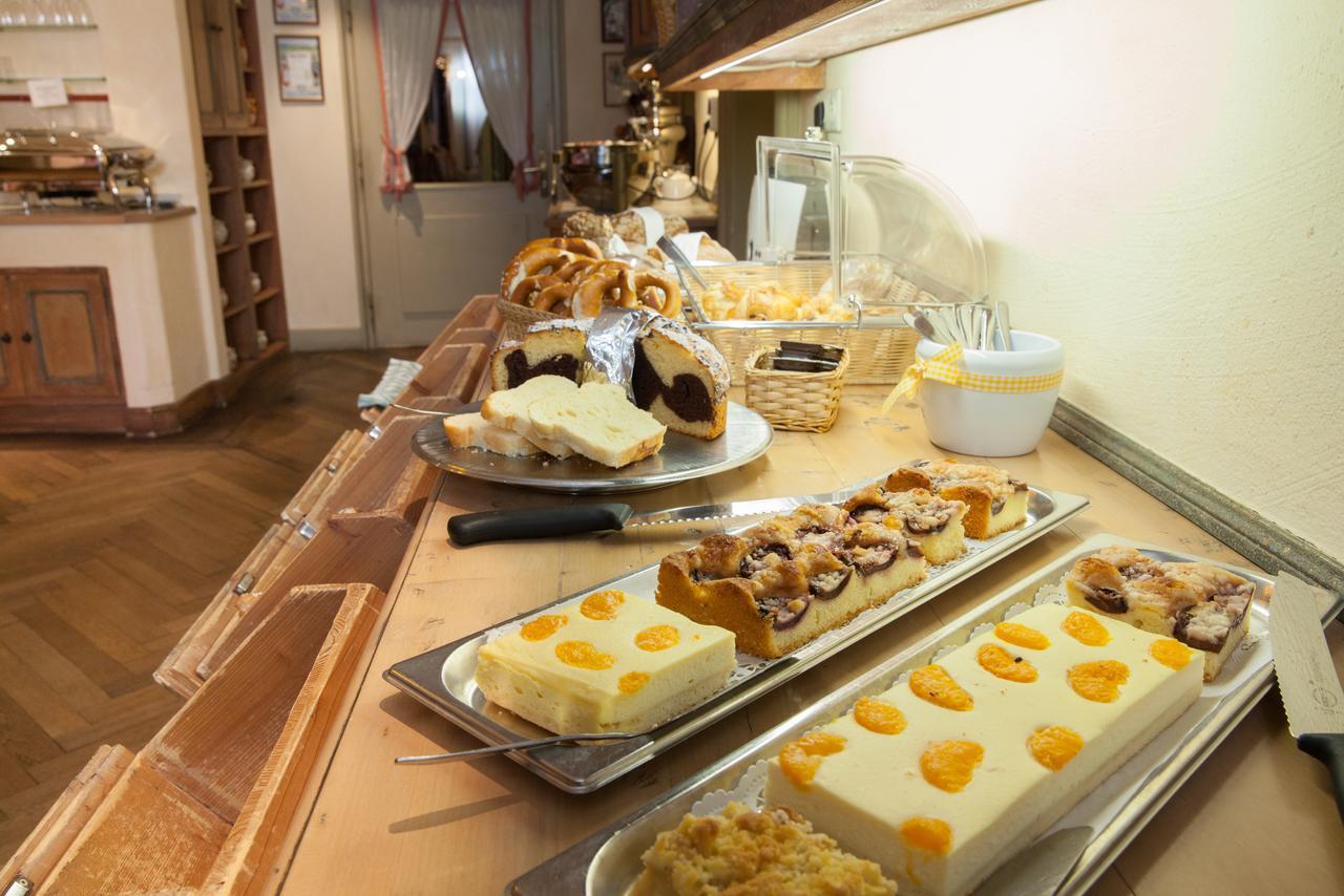 Hotel Gasthof Alte Post Holzkirchen 홀츠키르첸 외부 사진